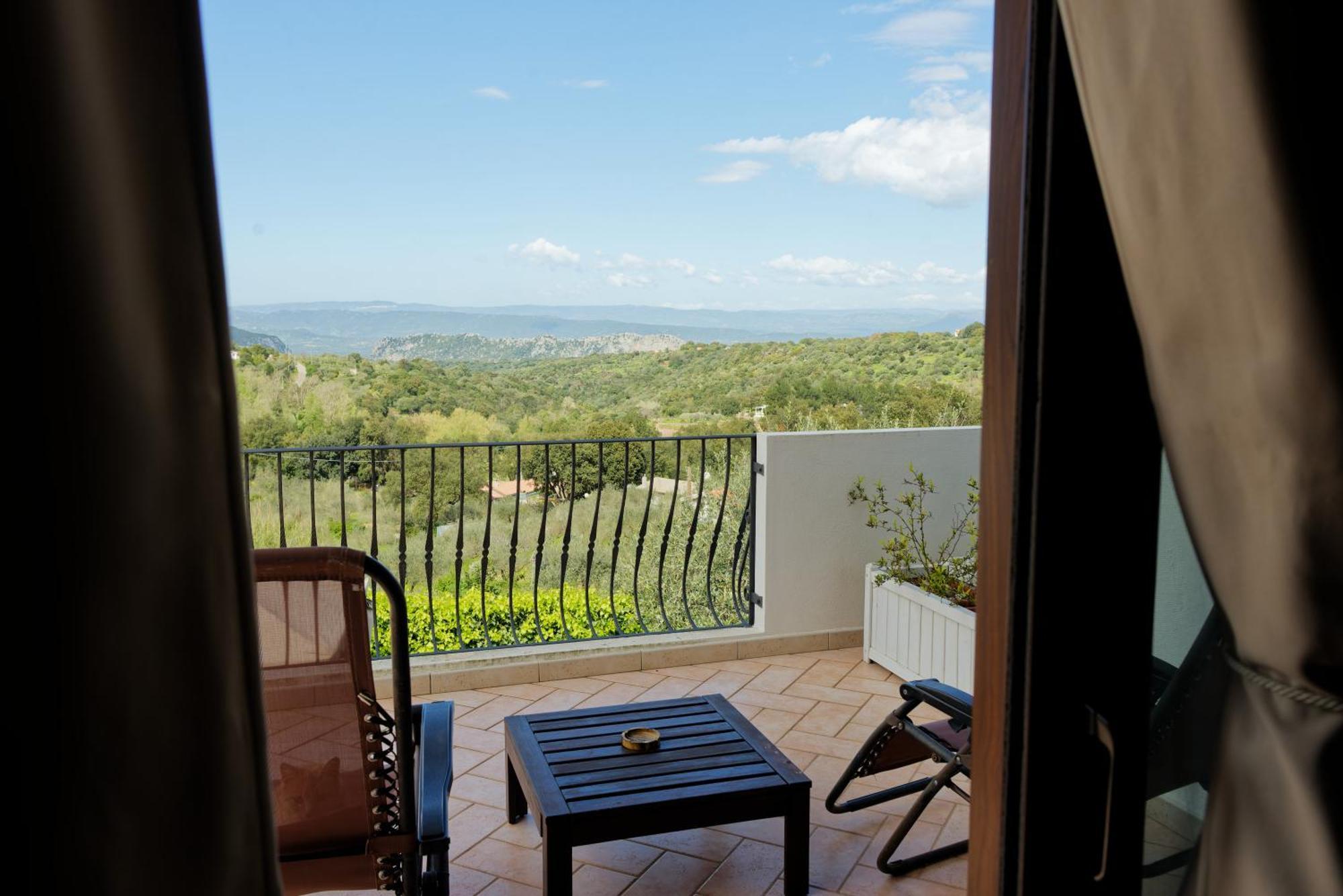 B&B Tiscali Доргали Экстерьер фото