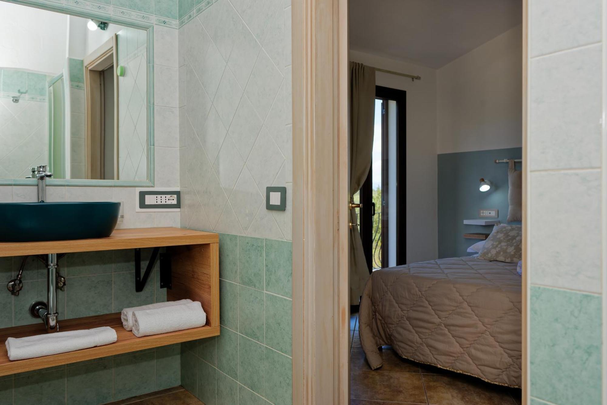 B&B Tiscali Доргали Экстерьер фото