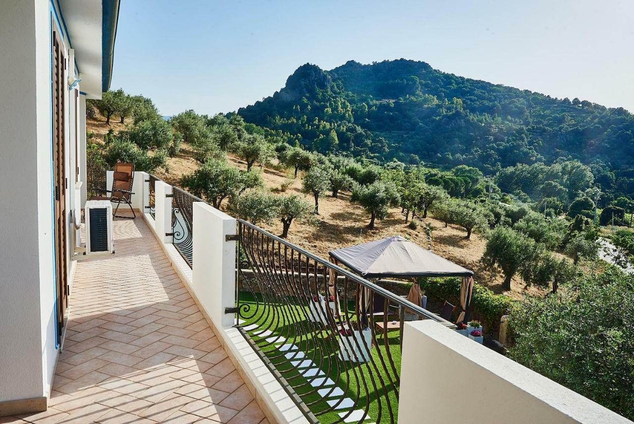 B&B Tiscali Доргали Экстерьер фото
